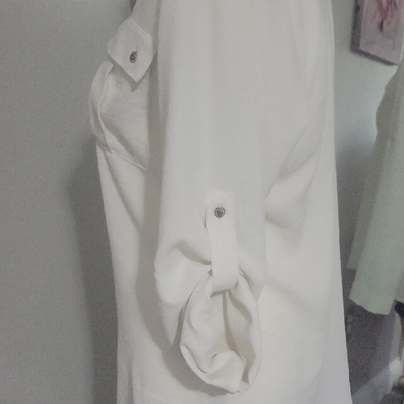 Calvin Klein Classic White Shirt - Picture 2 of 4